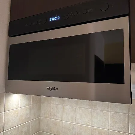 Apartment 289